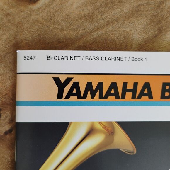 Yahama Band Ensembles Clarinet Book 1 - Picture 3 of 6